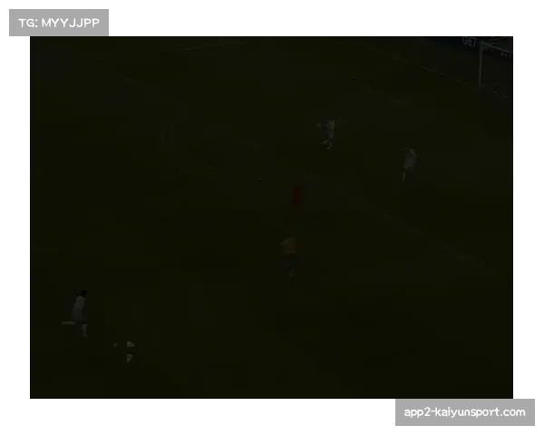 历史回顾:十年前的今天,伊布在巴黎王子公园球场打入标志性倒钩 历史回顾:十年前的今天,伊布在巴黎王子公园球场打入标志性倒钩